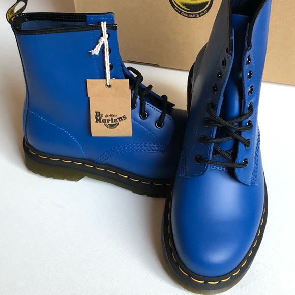Dr. Martens - Picture 2 of 6